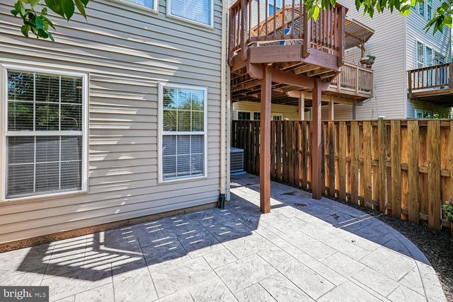 7025 MANAHOAC PL, Gainesville, VA 20155