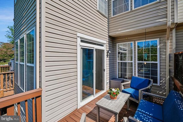 7025 MANAHOAC PL, Gainesville, VA 20155