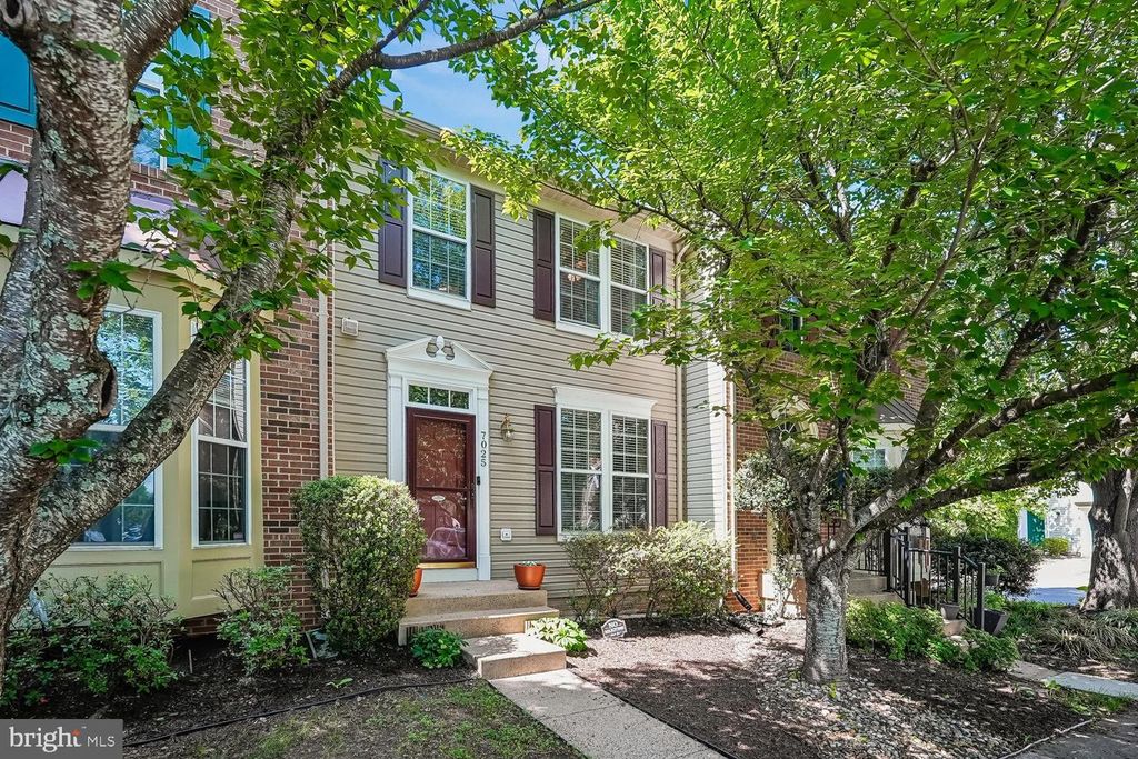 7025 MANAHOAC PL, Gainesville, VA 20155