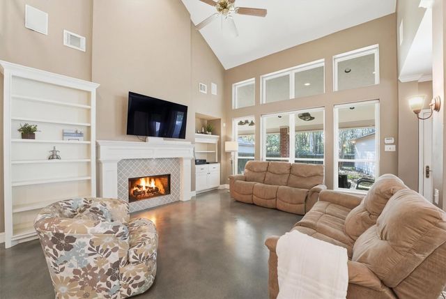 3011 Brook Shore Court, Houston, TX 77345