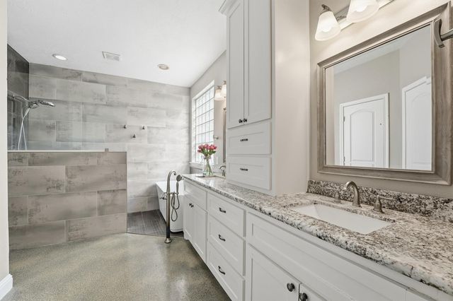 3011 Brook Shore Court, Houston, TX 77345