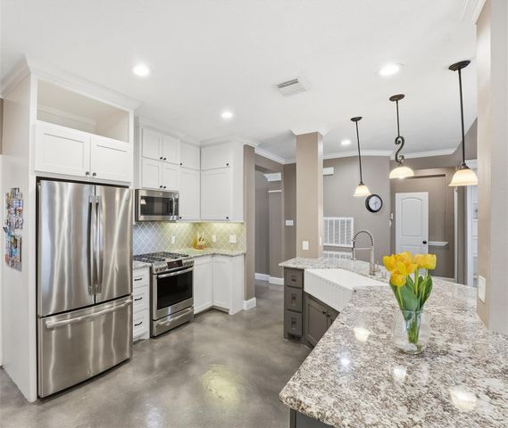 3011 Brook Shore Court, Houston, TX 77345