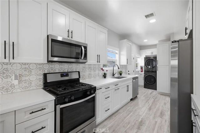 4167 Denker, Los Angeles, CA 90062
