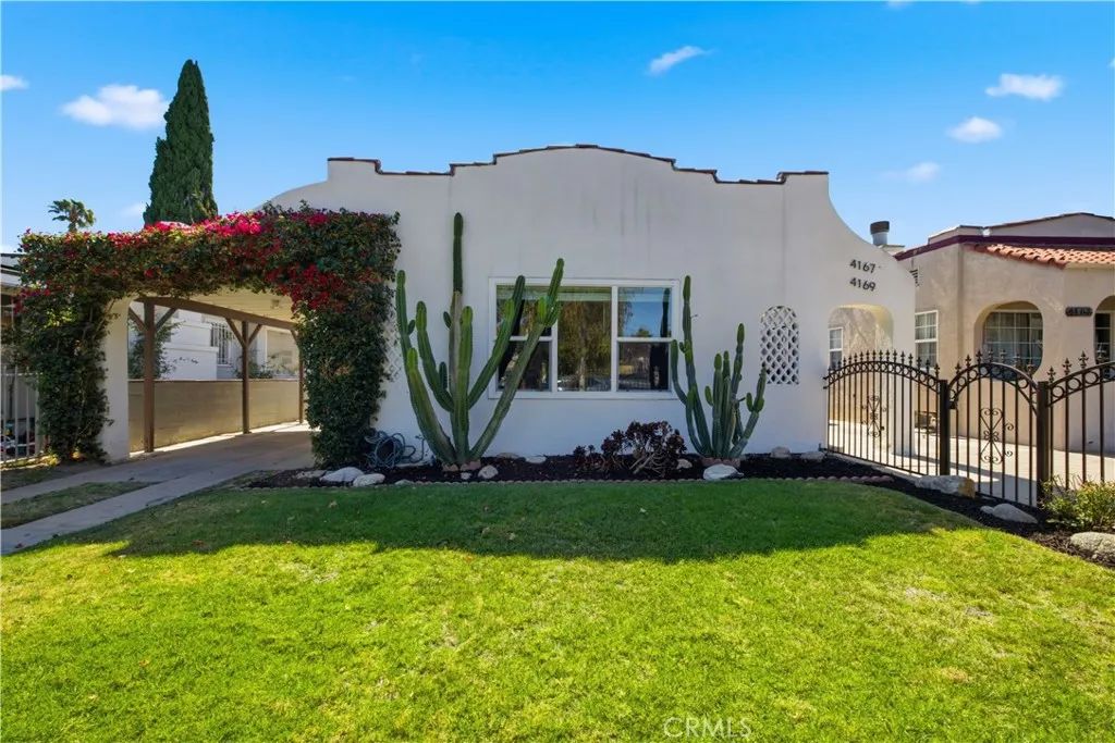 4167 Denker, Los Angeles, CA 90062