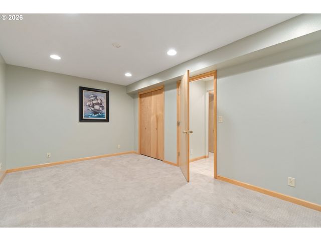 Monroe, Eugene, OR 97405