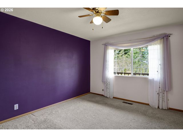 2225 W 28TH Ave, Eugene, OR 97405