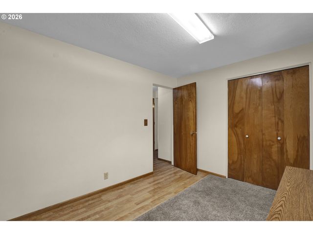 2225 W 28TH Ave, Eugene, OR 97405