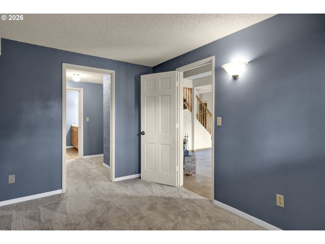 2225 W 28TH Ave, Eugene, OR 97405