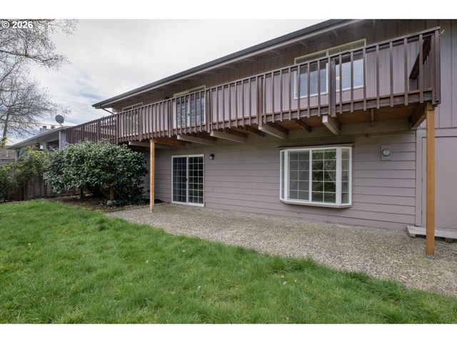 2225 W 28TH Ave, Eugene, OR 97405