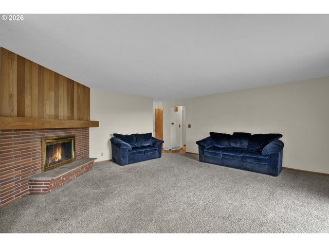 2225 W 28TH Ave, Eugene, OR 97405