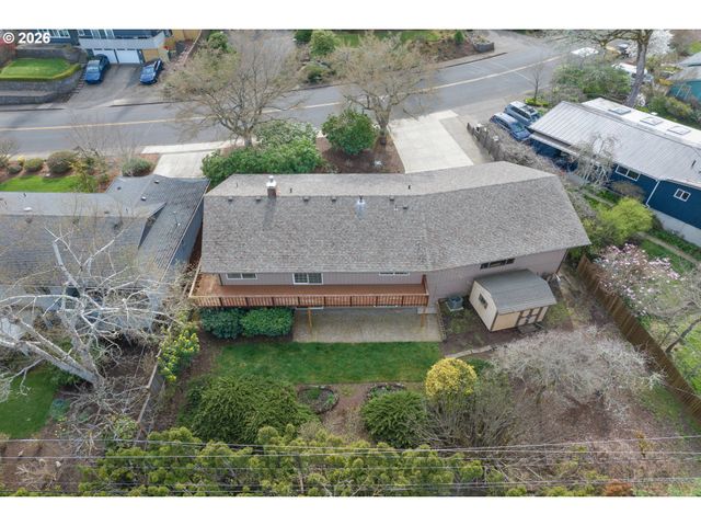 2225 W 28TH Ave, Eugene, OR 97405