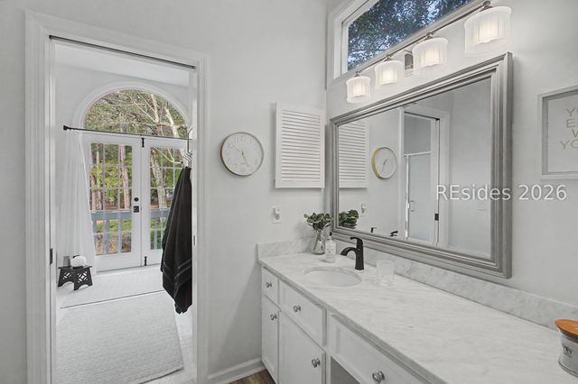 2 Narragansett Ln, Hilton Head Island, SC 29928