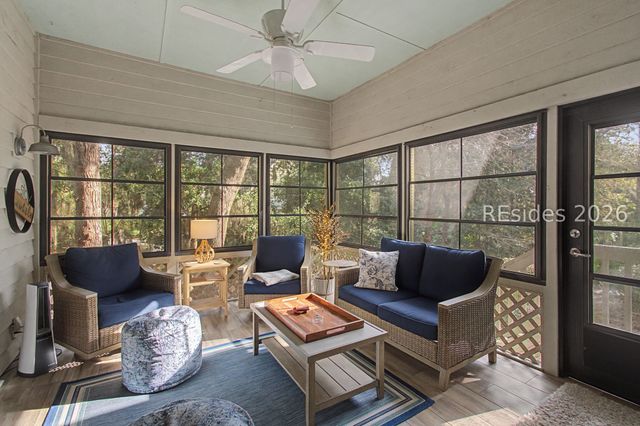 2 Narragansett Ln, Hilton Head Island, SC 29928