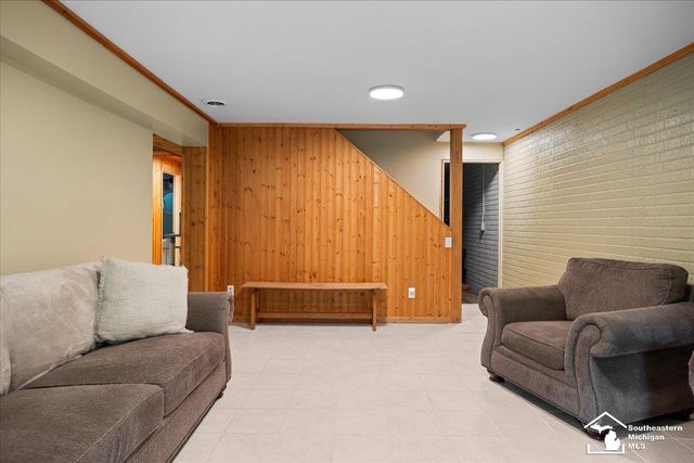14297 Hickory Hill Drive, Woodstock Twp, MI 49253
