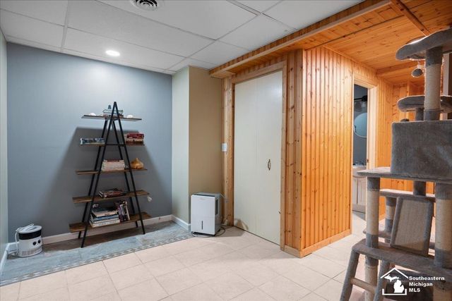 14297 Hickory Hill Drive, Woodstock Twp, MI 49253