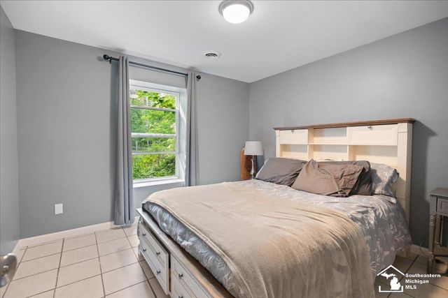 14297 Hickory Hill Drive, Woodstock Twp, MI 49253