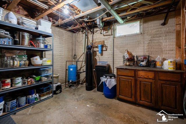 14297 Hickory Hill Drive, Woodstock Twp, MI 49253