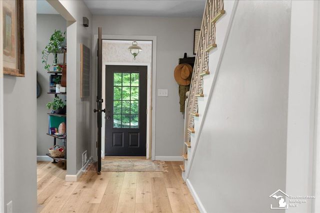 14297 Hickory Hill Drive, Woodstock Twp, MI 49253