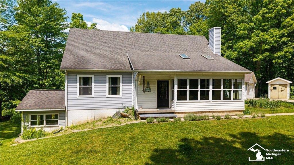 14297 Hickory Hill Drive, Woodstock Twp, MI 49253