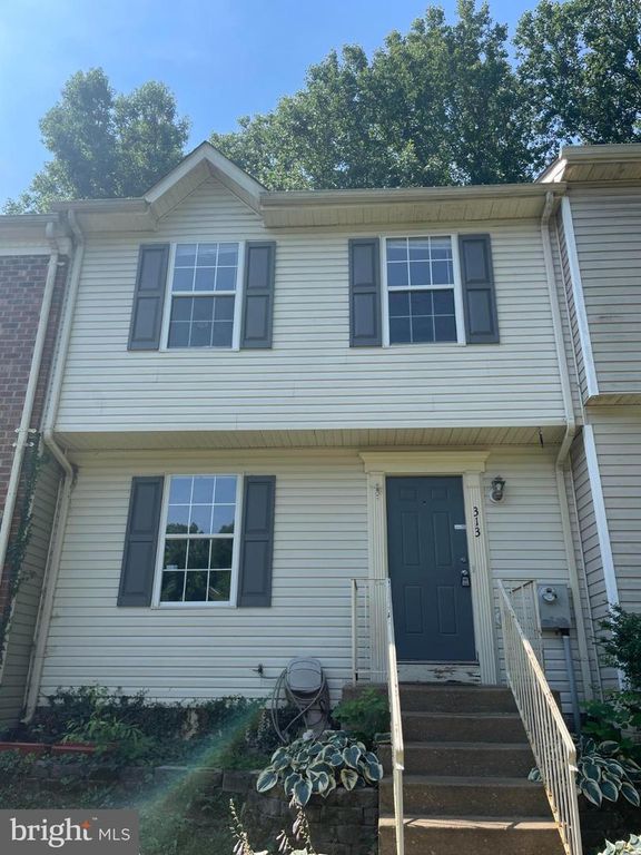 313 STAFFORD MEWS LN, Stafford, VA 22556