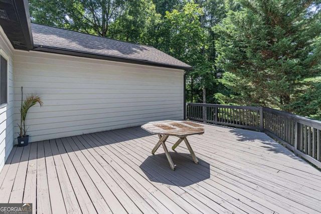 5050 Puritan Drive, Sugar Hill, GA 30518