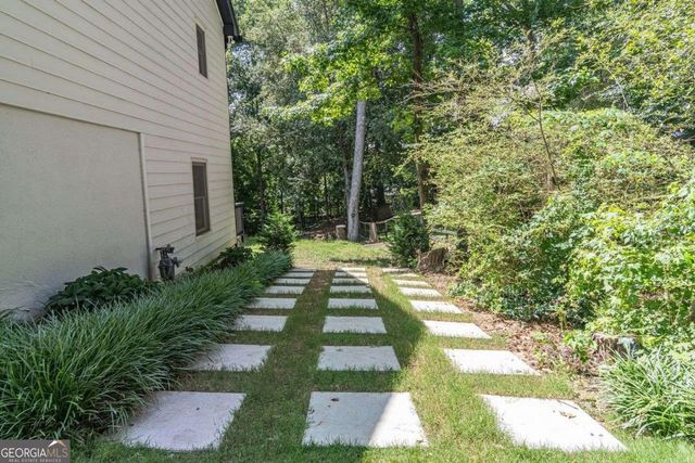 5050 Puritan Drive, Sugar Hill, GA 30518