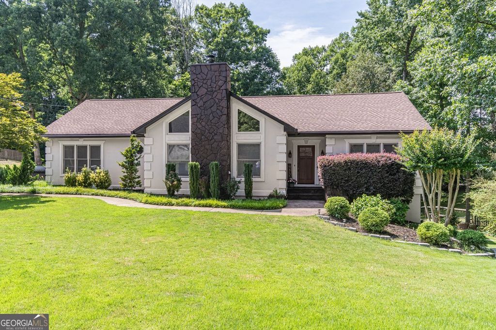 5050 Puritan Drive, Sugar Hill, GA 30518