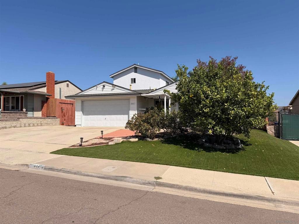 10041 N Gem Tree Way, Santee, CA 92071 — exterior