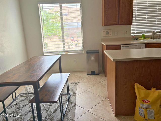1650 S CRISMON Road 32, Mesa, AZ 85209