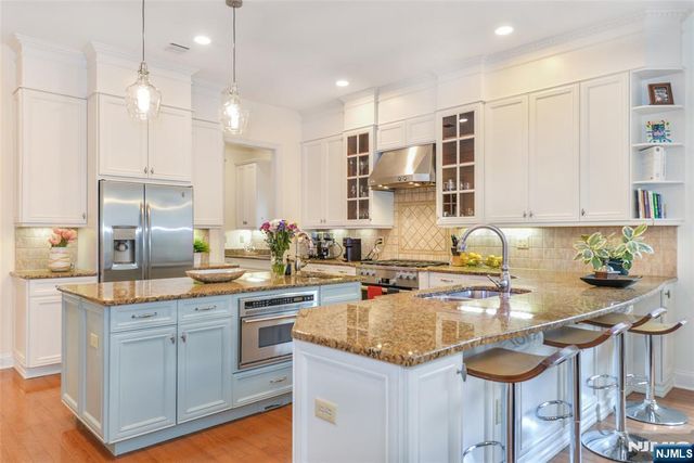 3 Christopher Court, Montclair, NJ 07042