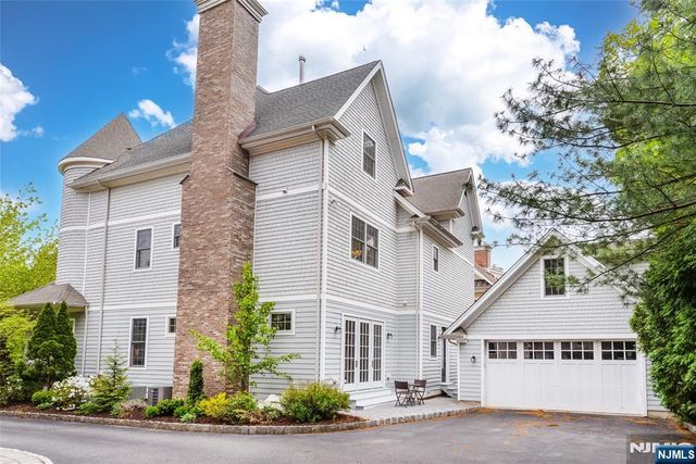 3 Christopher Court, Montclair, NJ 07042