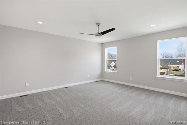 23397 Crescent Ridge Drive, New Boston, MI 48164