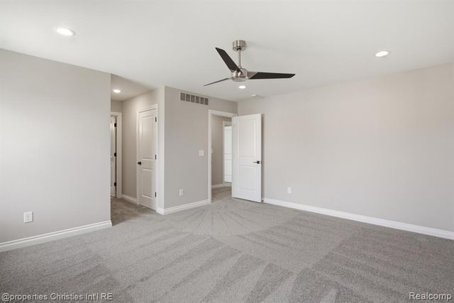 23397 Crescent Ridge Drive, New Boston, MI 48164