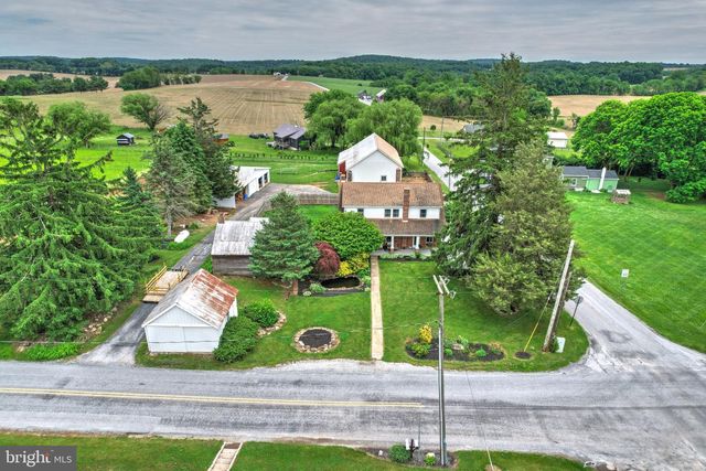 10709 MT ZION RD, Glen Rock, PA 17327