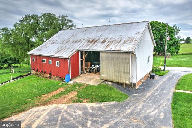 10709 MT ZION RD, Glen Rock, PA 17327