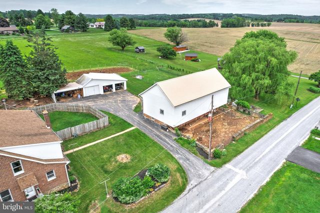 10709 MT ZION RD, Glen Rock, PA 17327