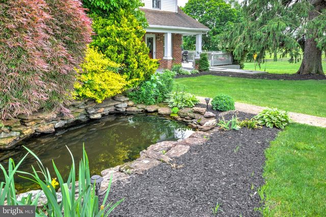 10709 MT ZION RD, Glen Rock, PA 17327