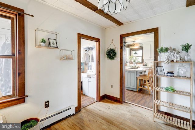 10709 MT ZION RD, Glen Rock, PA 17327