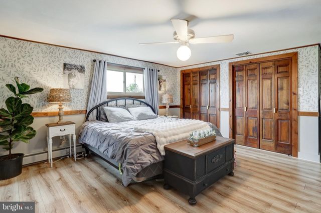 10709 MT ZION RD, Glen Rock, PA 17327