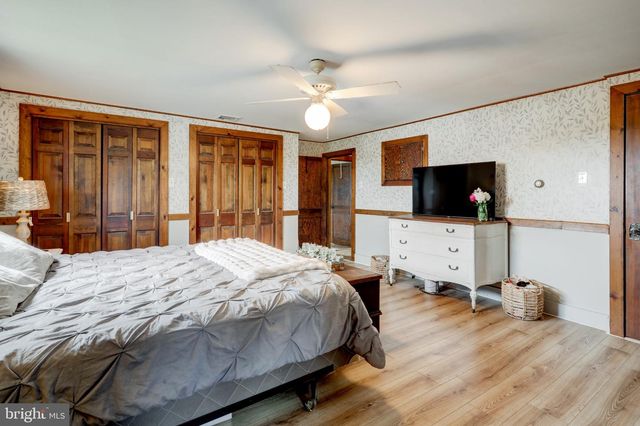 10709 MT ZION RD, Glen Rock, PA 17327
