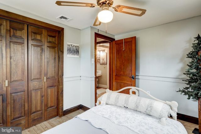 10709 MT ZION RD, Glen Rock, PA 17327