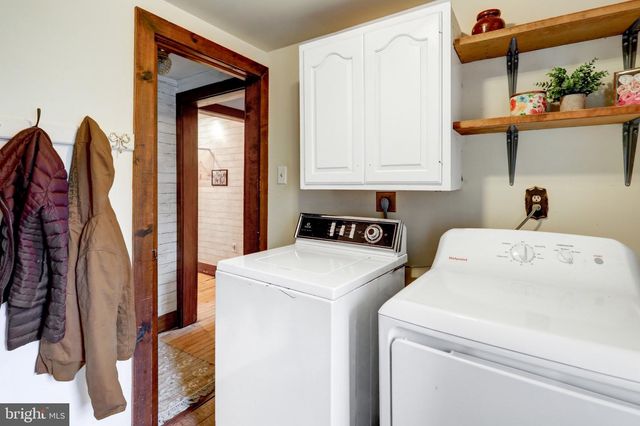 10709 MT ZION RD, Glen Rock, PA 17327