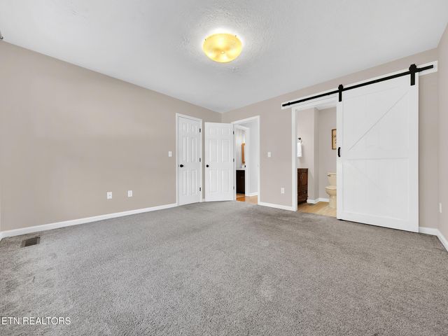 7543 Holly Crest Lane, Knoxville, TN 37938