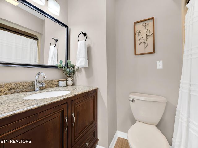 7543 Holly Crest Lane, Knoxville, TN 37938