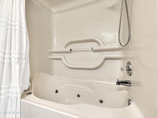 7543 Holly Crest Lane, Knoxville, TN 37938