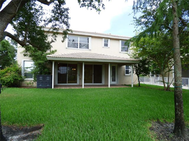 14822 SW 52nd St, Miramar, FL 33027