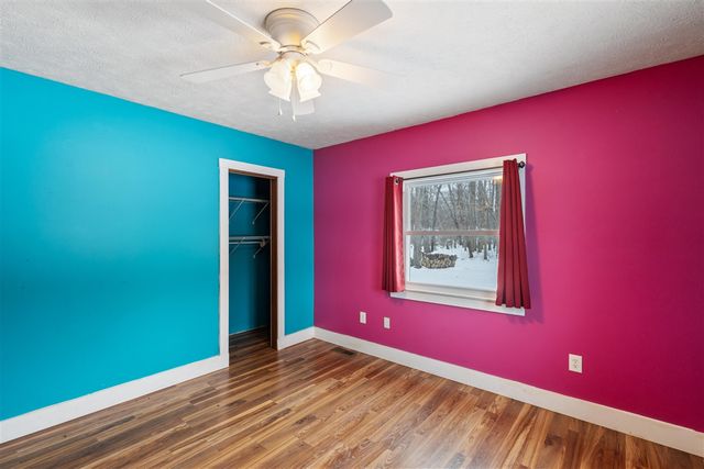 557 W James Street, Lawrence, MI 49064