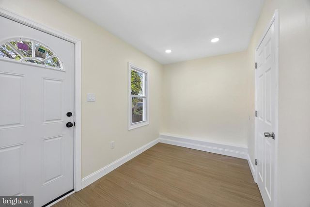 1051 SPRINGFIELD RD, Darby, PA 19023