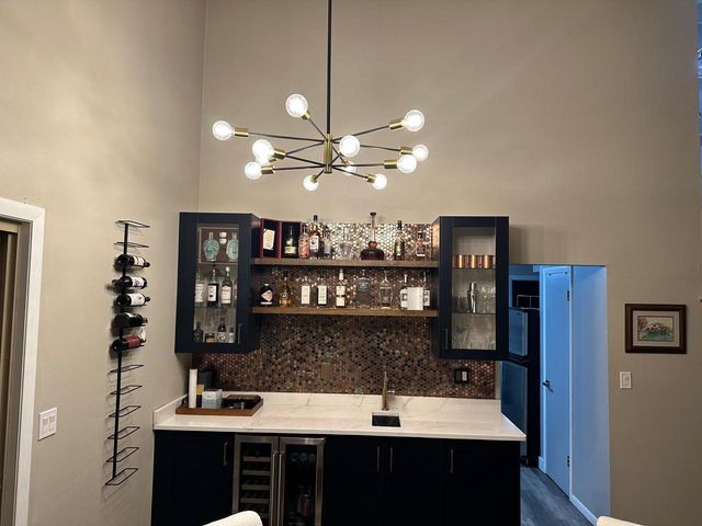 4646 S 124th STREET, Greenfield, WI 53228