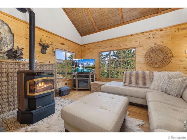 128 Elk Road, Lyons, CO 80540